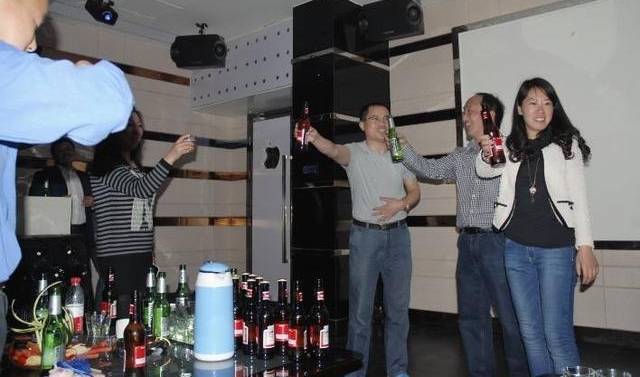 Ϊʲô��KTV�ں��ٶ�ơ�ƶ���������˵���������㲻����