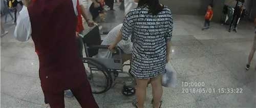 Ů�ӳ˵���ʱͻ������ �ڶ�˿��ó�＂�??���＂