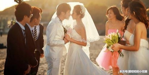 �ɷ���س�����ǰ�������ƿ��ŵ�ʱ�����Ӹ�����һ����ϲ