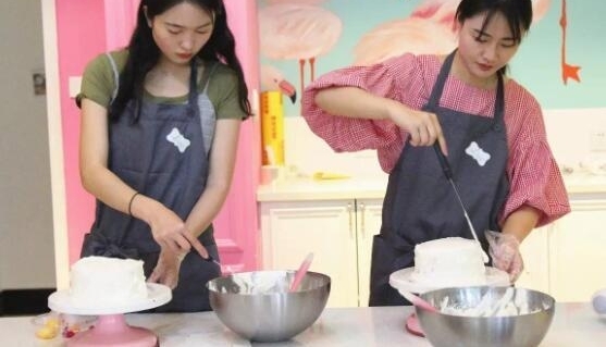80��Ů��������DIY����꣬�����Լ���Ʒ��