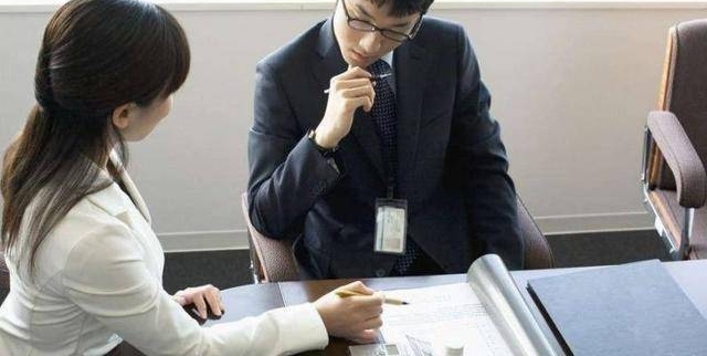 如何把一杯豆浆卖到15万?95后小伙搞笑回答,反被录用!