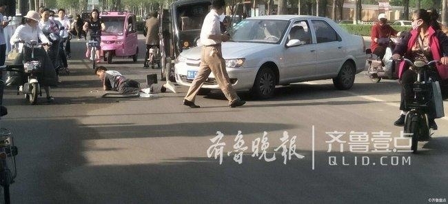 �鱨վ|����һ�γ����ݳ���ײ�����С����������