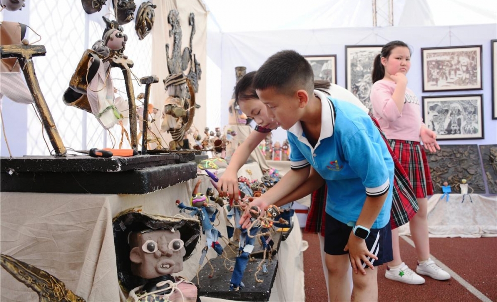 达州市第九届中小学生艺术节艺术工作坊、艺术作品展评
