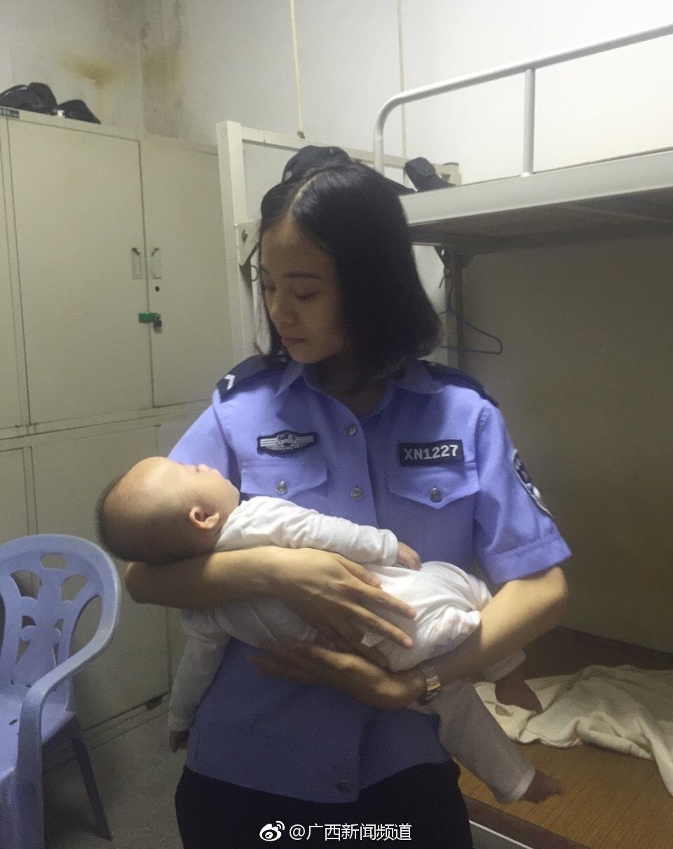 南宁:狠心父母将疑似唐氏综合症女婴遗弃医院过道