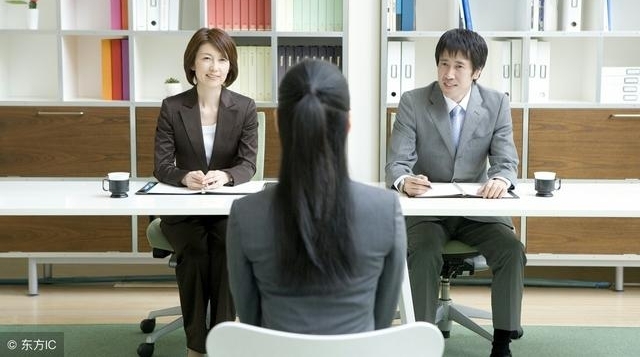 �ҹ���ʱ�����鲻�����ûϷ������һ����������㷴��Ϊʤ