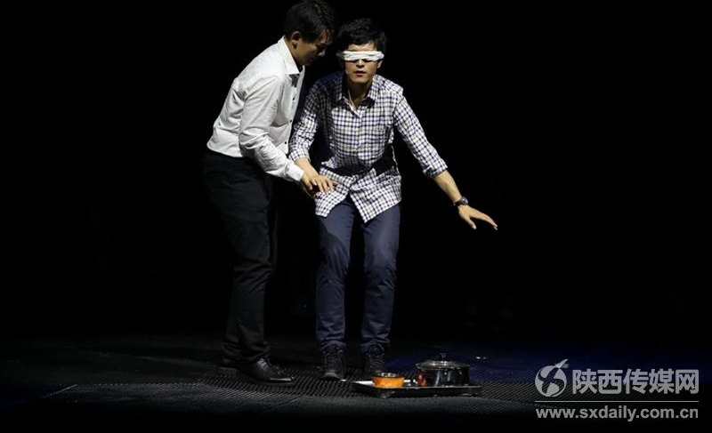 话剧《寻找师昌绪》西安首演“戏中戏”手法演绎大国工匠精神