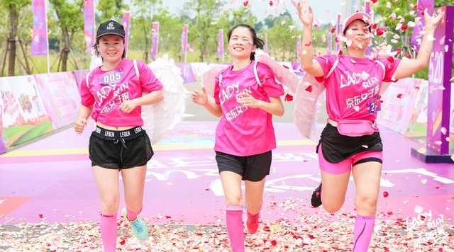 500����Ů�������Ȫ�� ���5.20KM��LADY RUN����Ů���ܡ�