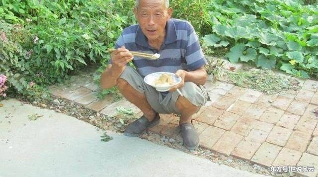 ũ�������ȶ�����3��Ǯһ�룬ߺ��һ������Χ������