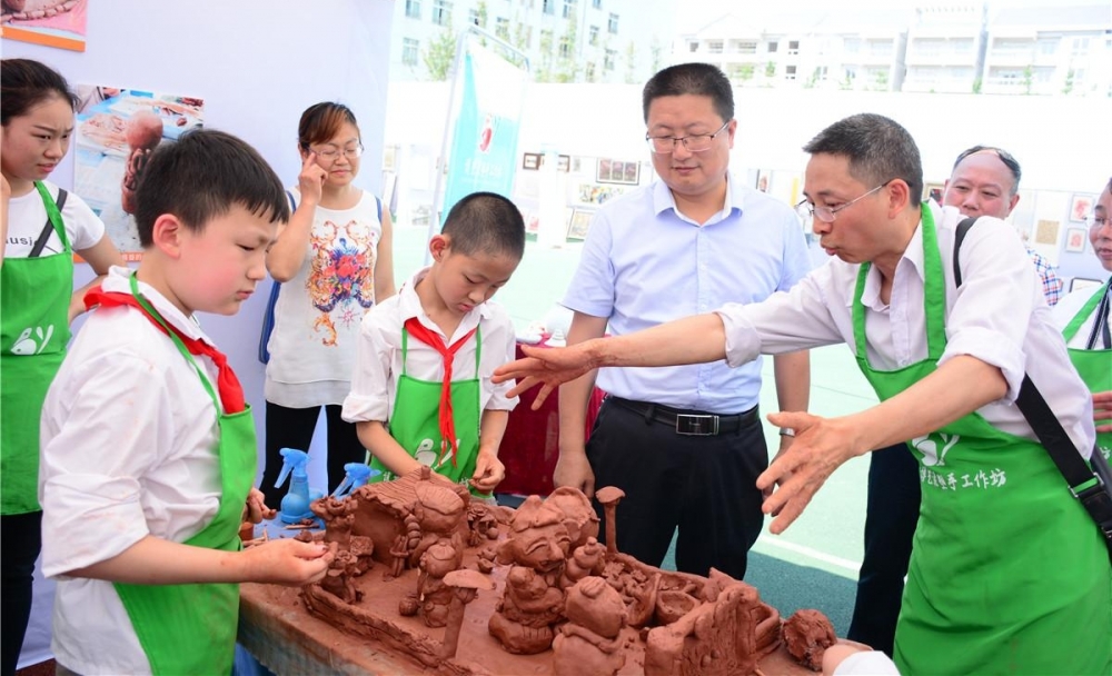 达州市第九届中小学生艺术节艺术工作坊、艺术作品展评