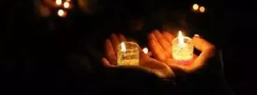 ����Ϊ����Ⱥ��Ӣ���������������ϸ������ŭ��