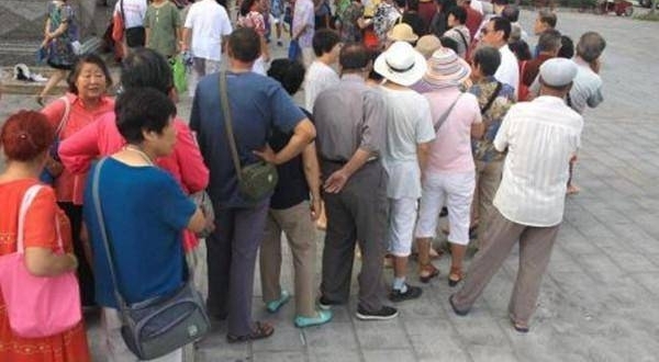 ��ҪʮԪ��һ������Ǯ���ձ���̯��ȴ˵���뻵��أ�����