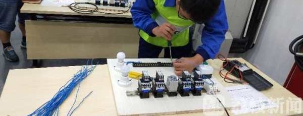 手剥电线 铜管上绣花 ……江苏省家电家装创新职业技能大赛都有啥?