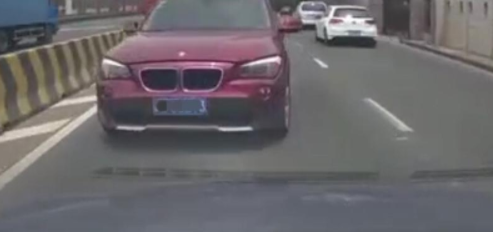��ɫ������������� �·������������Ŵ���