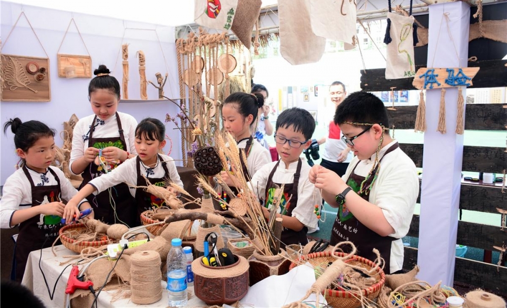 达州市第九届中小学生艺术节艺术工作坊、艺术作品展评