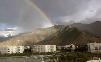 �����ص�211��ѧ����Ȼʵ�����������ܶ��ˡ�������������ȥ��