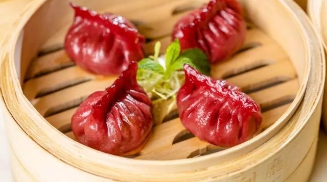 ��������ҡ��ڰ����ġ����ˣ������ַ����������ܣ�