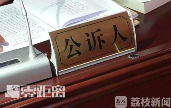 Ů�����赱��ǹ�֡� ����̫�Ͼ�����ʦ