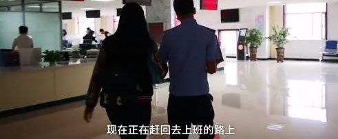 �����������2Сʱ��Ů����֤��10�������ᱼ��ʱ���֤��һ��