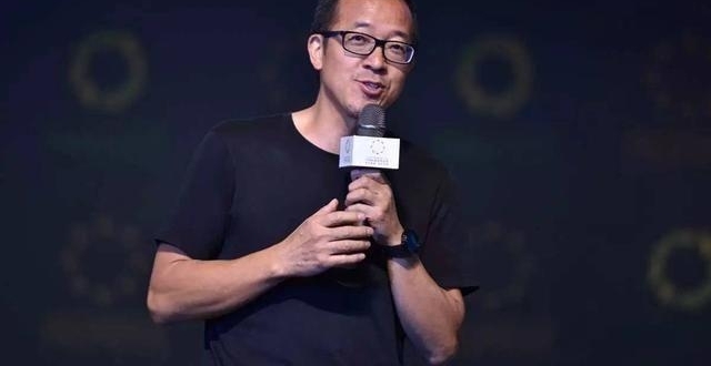 在北大教7年书只分到10平米的房子,他愤而离职创业,今身家160亿