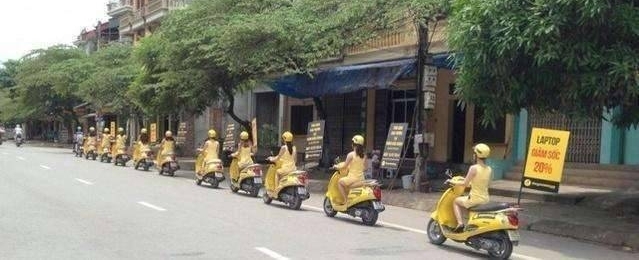 中国有共享单车, 越南推出共享摩托车,清一色美女上街做宣传!