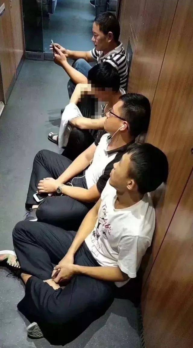 �����ϣ�һλ����˯��Ϊ��ˢ��������Ȧ�����꣬���ᡭ��