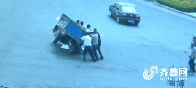107 ��ح�Ͳ����������־������� ����������¹ʱ���ů����