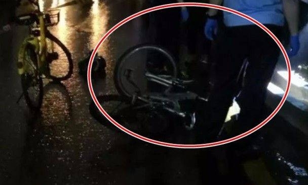 ���磡3�׶��ˮ���޻�������Ƶ�������ڸ���Ů�ﳵ�鹵��������