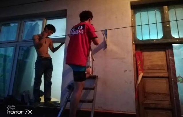 �ڴ�������绰�ȴ�400������