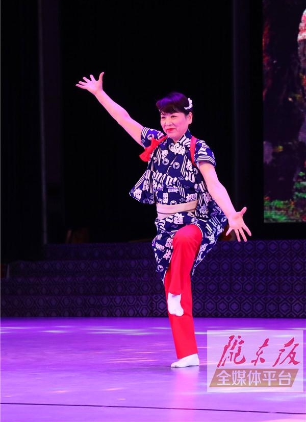 �й��������ձ���β�����Ļ�����ר���ݳ�����