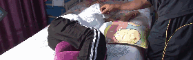 温州16岁渐冻女孩出诗集 用唯一能动的手指写的