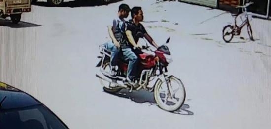 ���������ӵ������ֳ� һ�˻��ﳵײ��һλ��̫̫