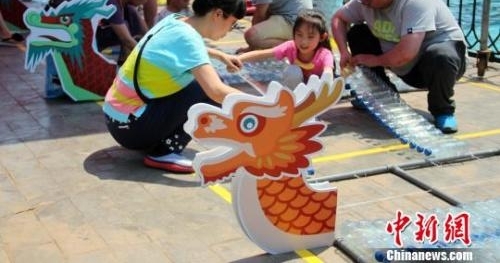 �����ﻹ�ǳ��Σ���ĸ����鲻��ֻ�ڶ�ͯ��