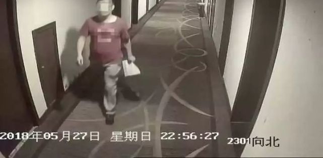 美女陪人看电影还主动送上2万8红包 真相大跌眼镜