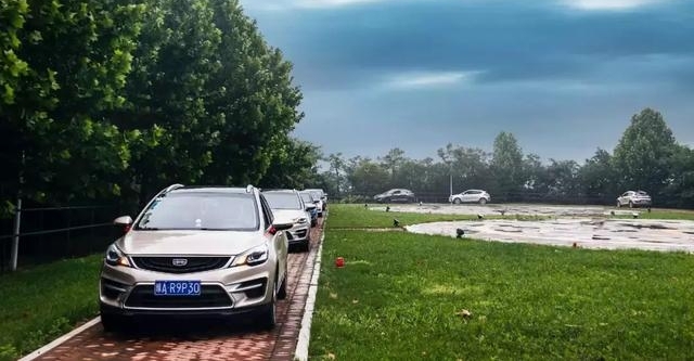 ��ȥ�ϰ࣬��Ⱥ�����˾��ú��������һ��Ȥζ����ſ