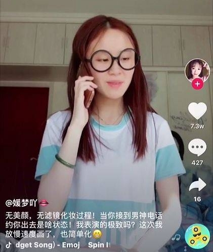 Youtube���CPֱ������ | ��ʷ�����𡱿���700���˿