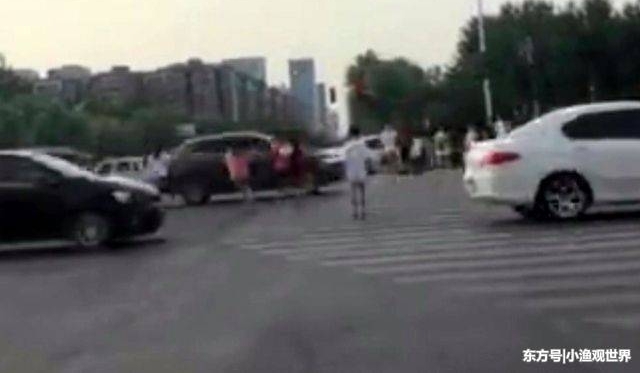 Σ�գ�֣��Сѧ������Ʊ�ͣ�������Ʋ���ײ���Ҽ���Ǯ���κ��ң�