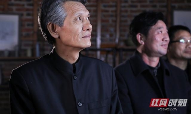 ����룺���Ρ����˰����鷨���