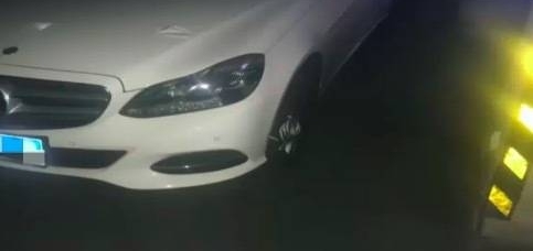����һ����ͣ���������˳��� ��λ���˰�������̥��