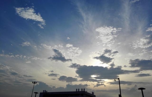 ������Ϣ��ô��ͨ��Ϊʲô������ѡ�񻯹����ϻ�ѧ�߷��ӵ�רҵ��