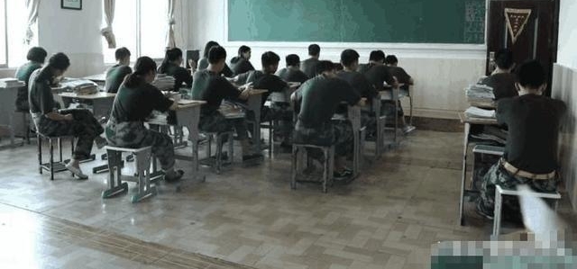女学生癌症晚期,曝光学校丑闻,校长:我全然不知