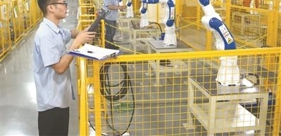 ����|Ů����ֱ����¥���񾯿�Ȱ9Сʱû��ס����