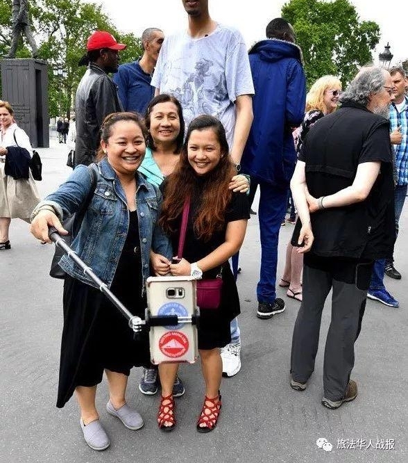 �����š�����������澰��һ���Ӷ�û�����������¶���