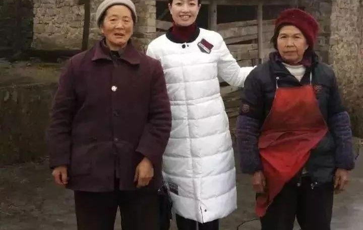 ���ޣ���������λ��Ů��������Ϊ�����������ʮ��Ԫ