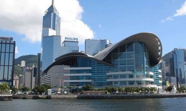 中国富豪最多的城市,人均数比迪拜还要多四倍,居然是这个城市!