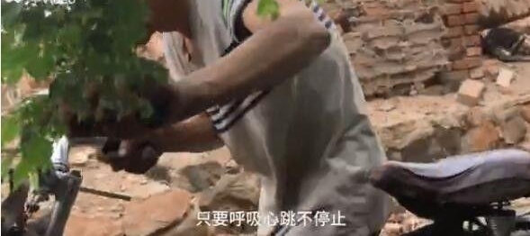 精神可嘉!71岁高考18次:大爷说了这句话更让人佩服