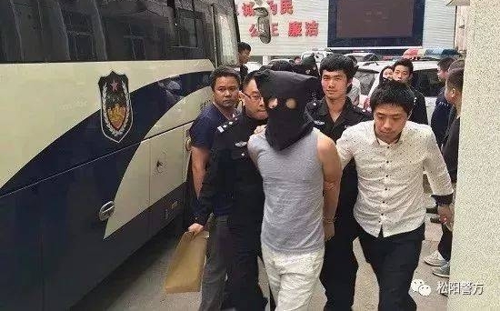 �����ϣ�һλ����˯��Ϊ��ˢ��������Ȧ�����꣬���ᡭ��