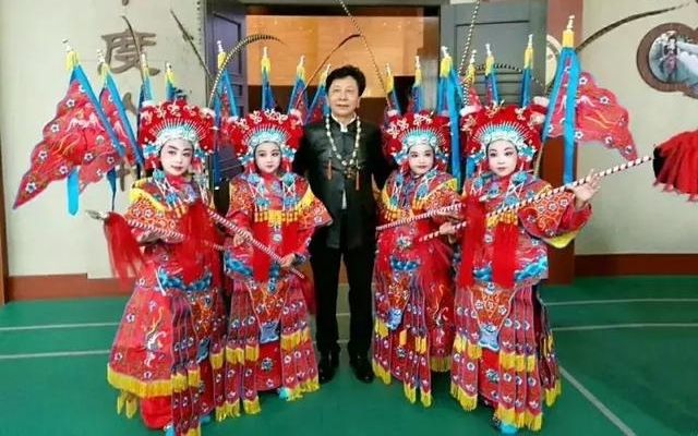 ��ͳ�Ļ�����ͯ�ģ��Ļ�����н���ഫ��