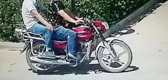 ���������ӵ������ֳ� һ�˻��ﳵײ��һλ��̫̫