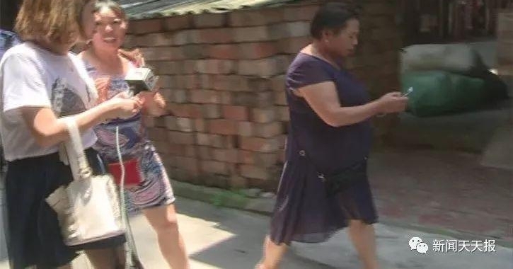 女子医院看病,却被人半路拉到一家诊所......