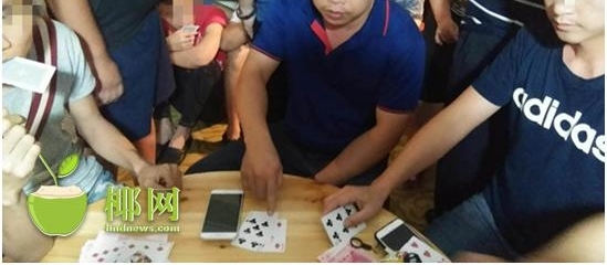 ���ǣ��Ƶ귿����ڶĲ�18�������Ա������ץ